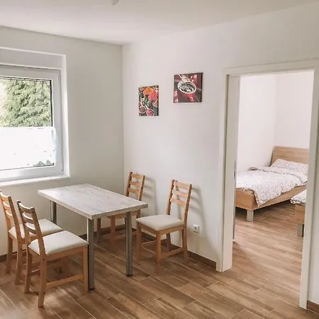 Apartment Creek House